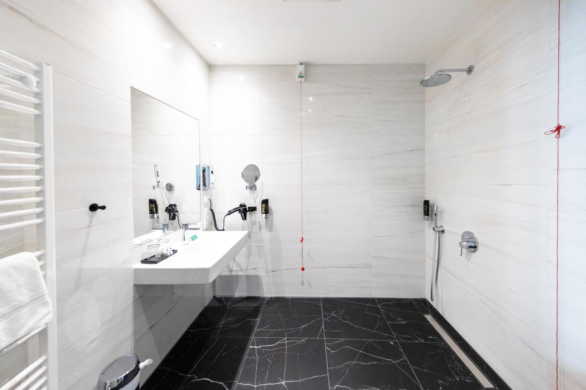 Best Western Premier Royal Blue ไลป์ซิก ภายนอก รูปภาพ